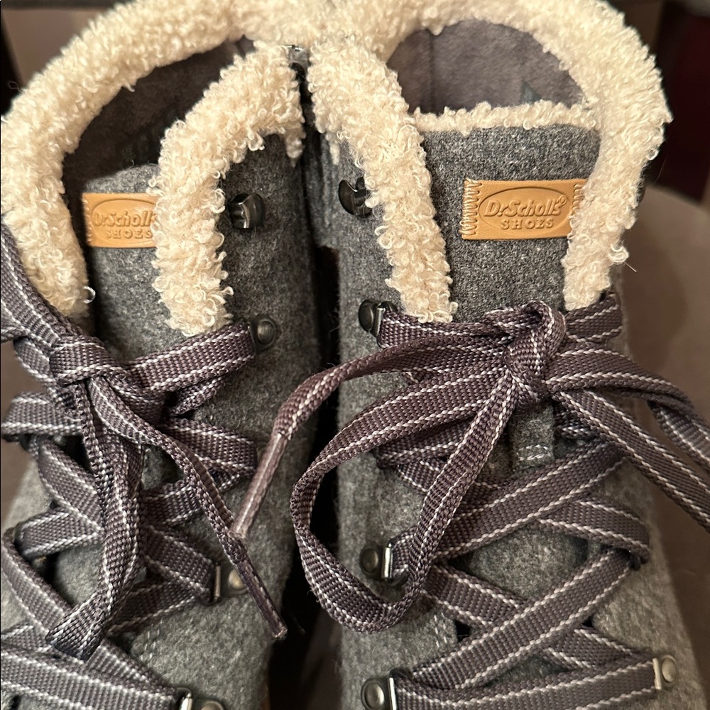 Dr. Scholls womens gray faux fur lace up flannel boots Sz 9.5 - Picture 7 of 8